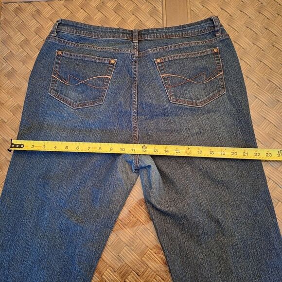 Faded Glory Stretch Flare Blue Jeans Plus Size 16 Dark Wash Denim Below Waist - Picture 7 of 13